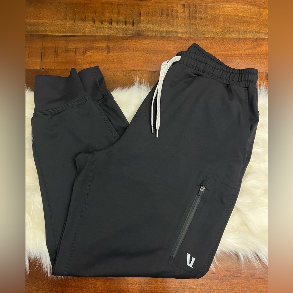 Vuori Sunday Performance Jogger Black Small 4-Way Stretch Zip Pocket